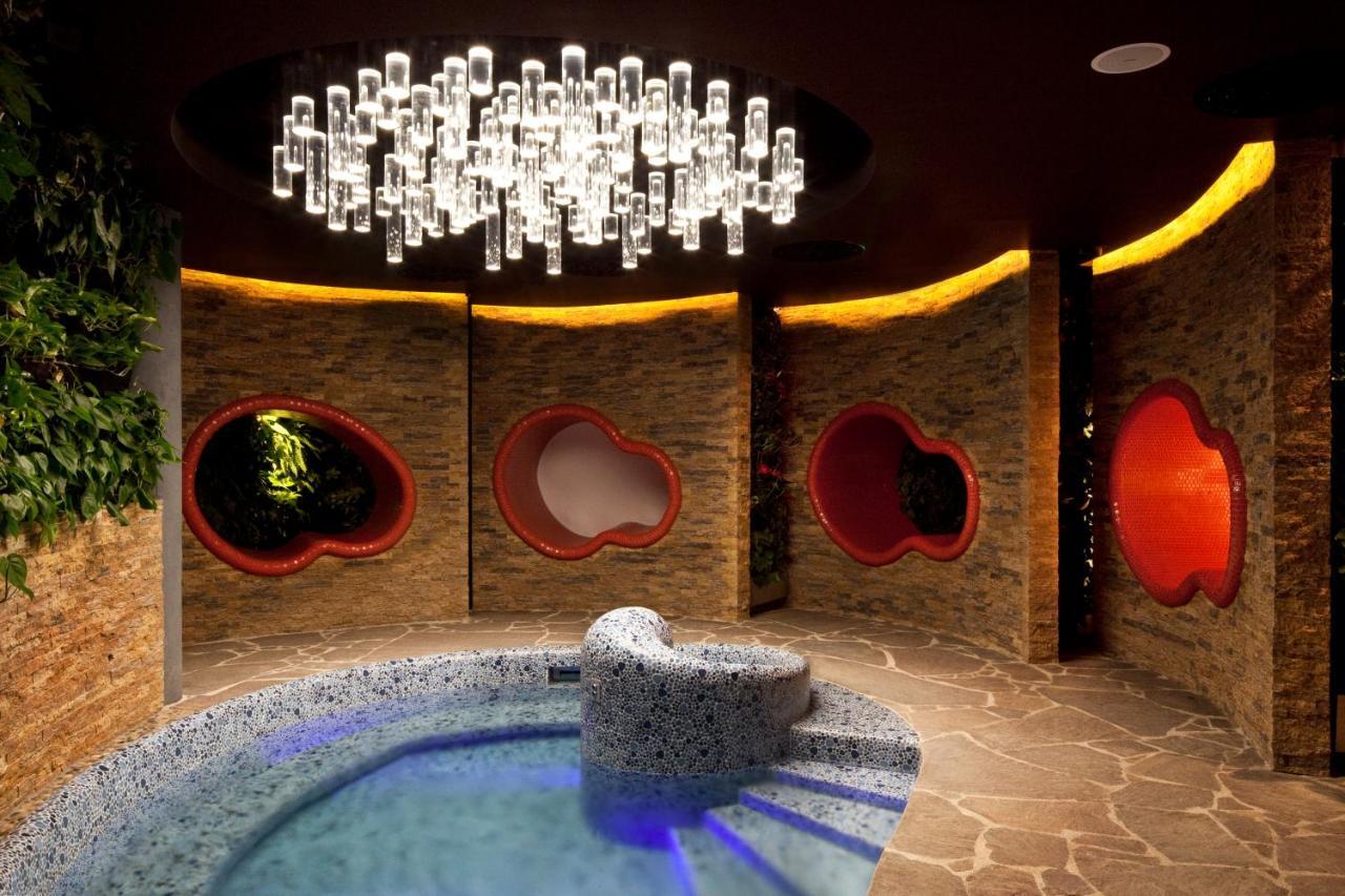 Hotel Narvil Conference & Spa سيروتك المظهر الخارجي الصورة
